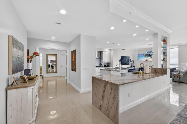 3800 N Ocean Drive 2050, Singer Island, FL 33404