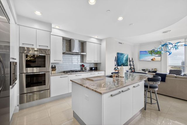 3800 N Ocean Drive 2050, Singer Island, FL 33404