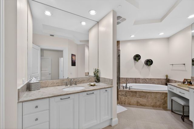 3800 N Ocean Drive 2050, Singer Island, FL 33404