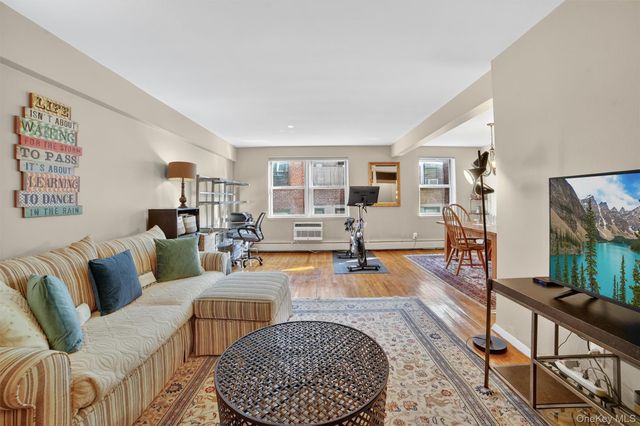 120 E Hartsdale Avenue 5B, Hartsdale, NY 10530