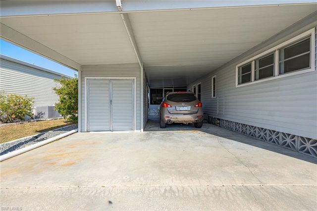 275 Boros DR, North Fort Myers, FL 33903