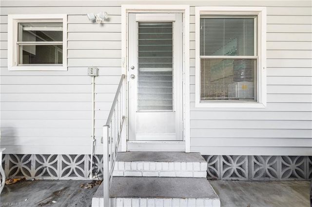 275 Boros DR, North Fort Myers, FL 33903