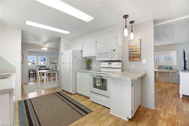 275 Boros DR, North Fort Myers, FL 33903