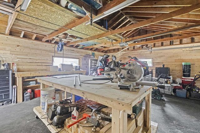 1054 TYLER AVENUE, Oshkosh, WI 54902