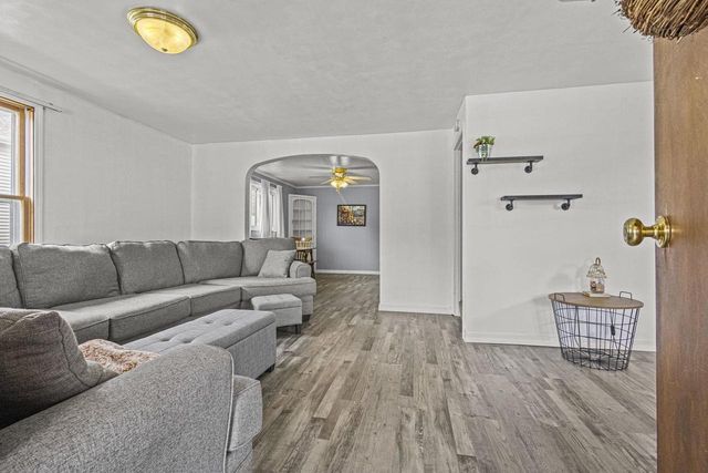 1054 TYLER AVENUE, Oshkosh, WI 54902