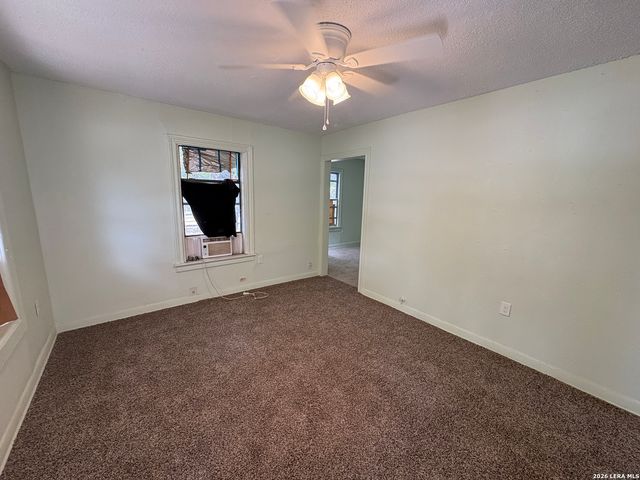 1935 LAMAR ST, San Antonio, TX 78202
