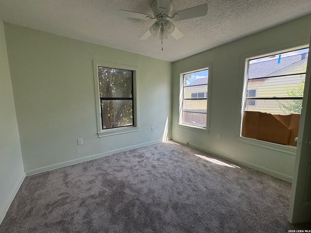 1935 LAMAR ST, San Antonio, TX 78202