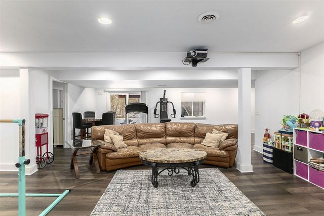 9843 Iosco Ridge Drive, Gregory, MI 48137