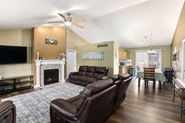 9843 Iosco Ridge Drive, Gregory, MI 48137