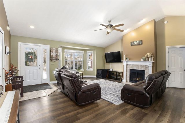 9843 Iosco Ridge Drive, Gregory, MI 48137