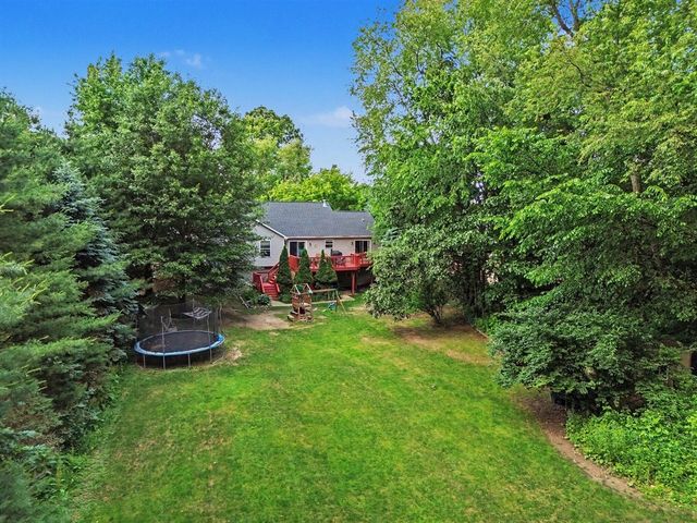 9843 Iosco Ridge Drive, Gregory, MI 48137