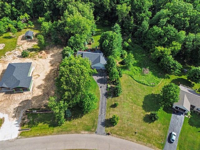 9843 Iosco Ridge Drive, Gregory, MI 48137