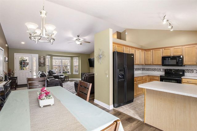 9843 Iosco Ridge Drive, Gregory, MI 48137