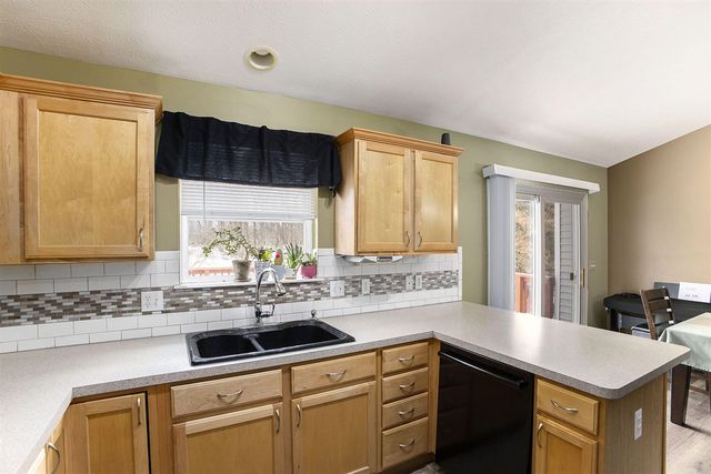 9843 Iosco Ridge Drive, Gregory, MI 48137