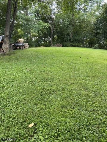 62 Walnut St, Wantage Twp., NJ 07461