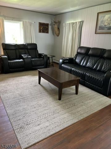 62 Walnut St, Wantage Twp., NJ 07461