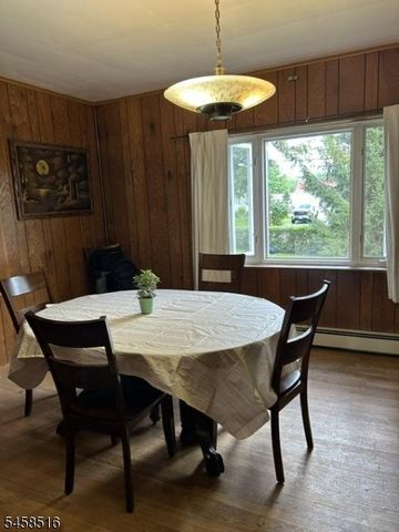 62 Walnut St, Wantage Twp., NJ 07461