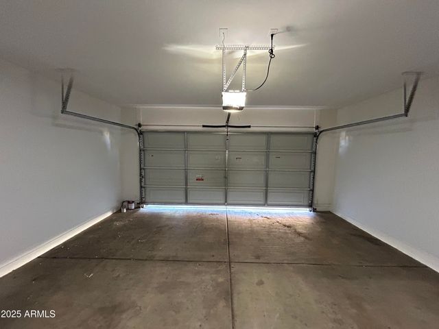 7715 S 25TH Avenue, Phoenix, AZ 85041