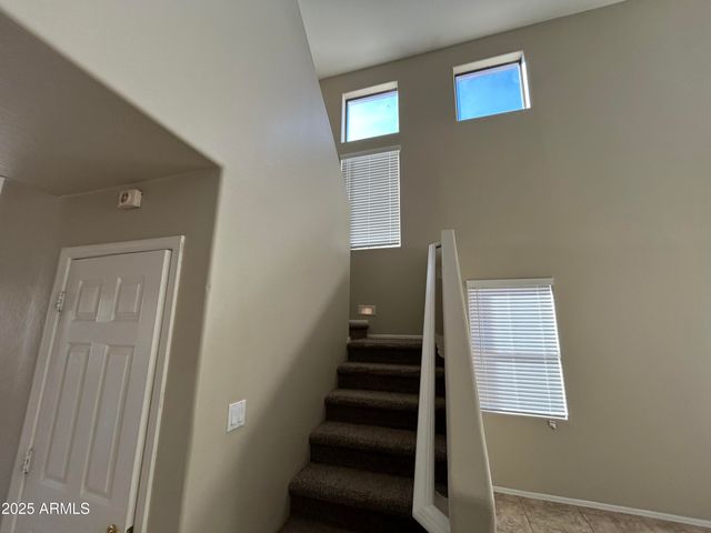 7715 S 25TH Avenue, Phoenix, AZ 85041