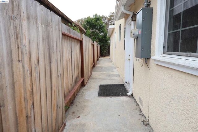 16829 Daryl Ave, San Lorenzo, CA 94580
