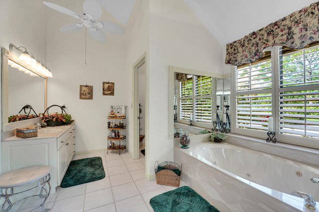 7839 Sabal Lake Drive, Port St Lucie, FL 34986