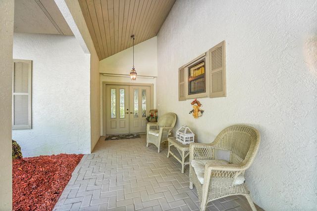 7839 Sabal Lake Drive, Port St Lucie, FL 34986