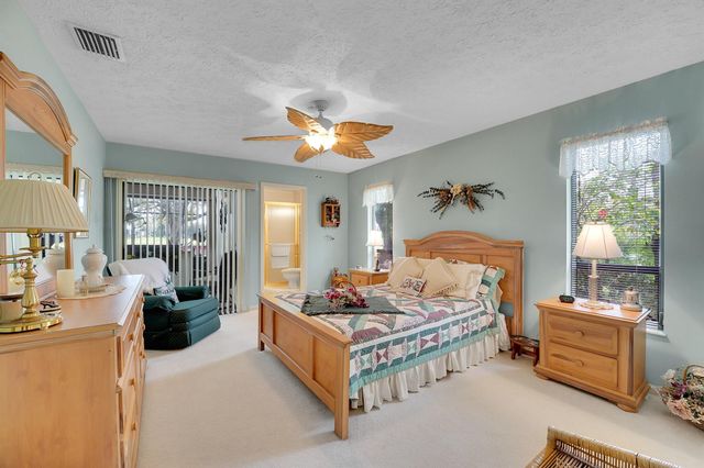 7839 Sabal Lake Drive, Port St Lucie, FL 34986