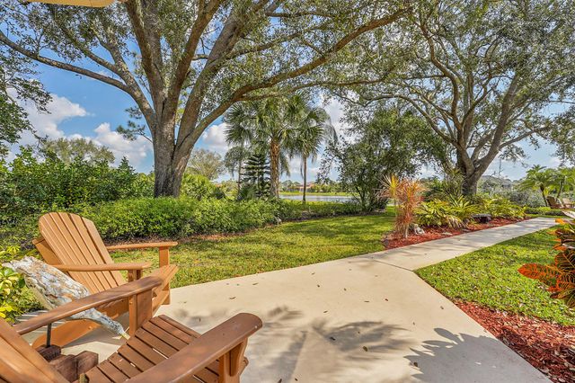 7839 Sabal Lake Drive, Port St Lucie, FL 34986