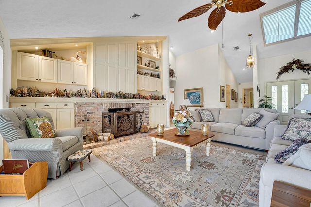 7839 Sabal Lake Drive, Port St Lucie, FL 34986