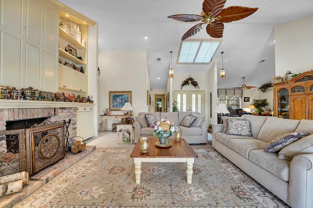 7839 Sabal Lake Drive, Port St Lucie, FL 34986