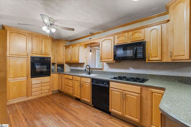 215 Mcarthur Street, Easley, SC 29642