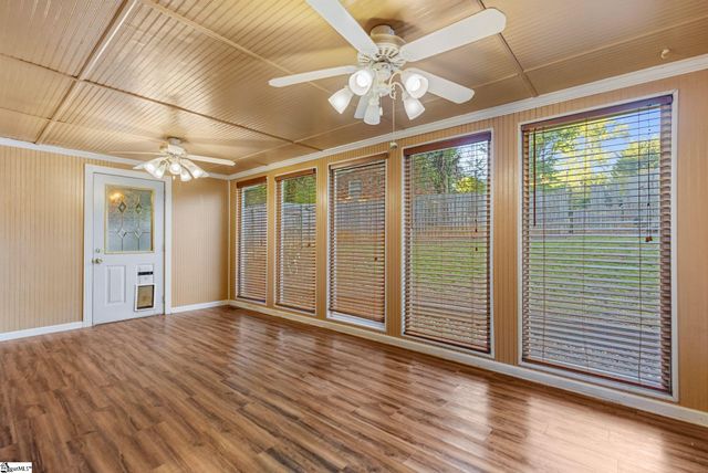 215 Mcarthur Street, Easley, SC 29642