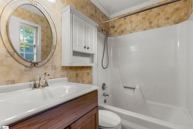 215 Mcarthur Street, Easley, SC 29642