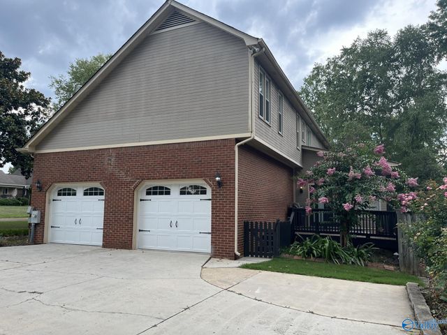 104 La Rue Street, Huntsville, AL 35811