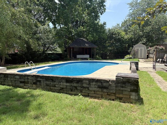 104 La Rue Street, Huntsville, AL 35811