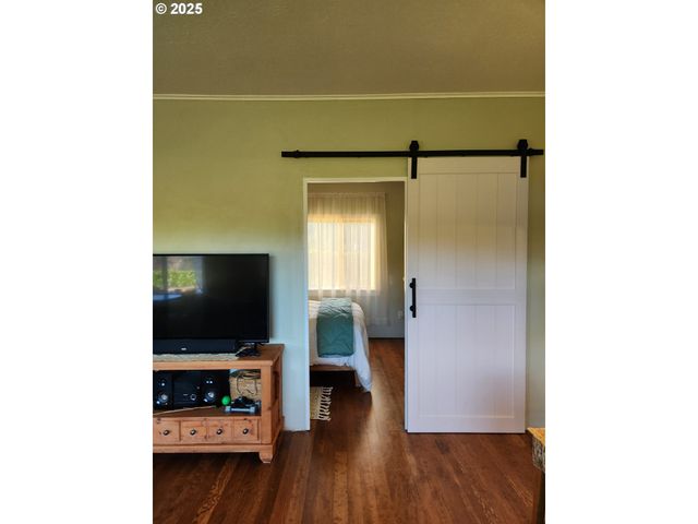 1195 IDAHO Ave, Coos Bay, OR 97420