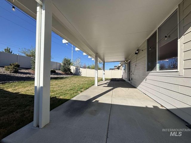 5773 Riva Capri, Meridian, ID 83646