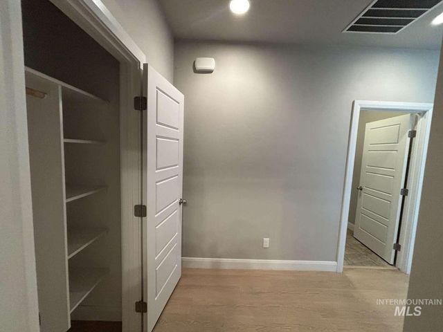 5773 Riva Capri, Meridian, ID 83646