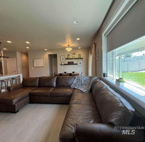 5773 Riva Capri, Meridian, ID 83646