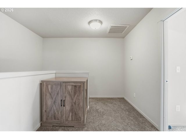 1311 Ne 83RD Dr, Vancouver, WA 98665