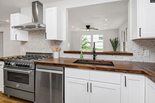979 Airport Boulevard, Columbia, SC 29205