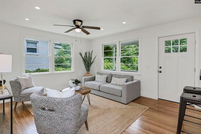 979 Airport Boulevard, Columbia, SC 29205
