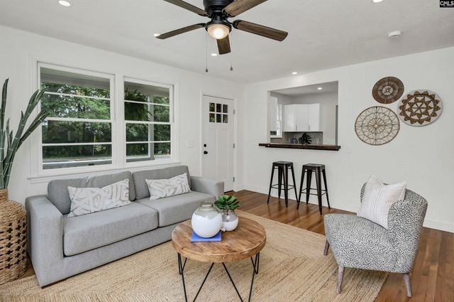 979 Airport Boulevard, Columbia, SC 29205
