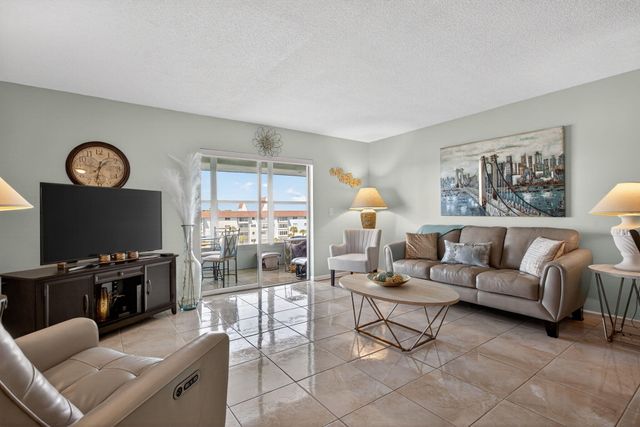 4751 NW 21st Street 610, Lauderhill, FL 33313