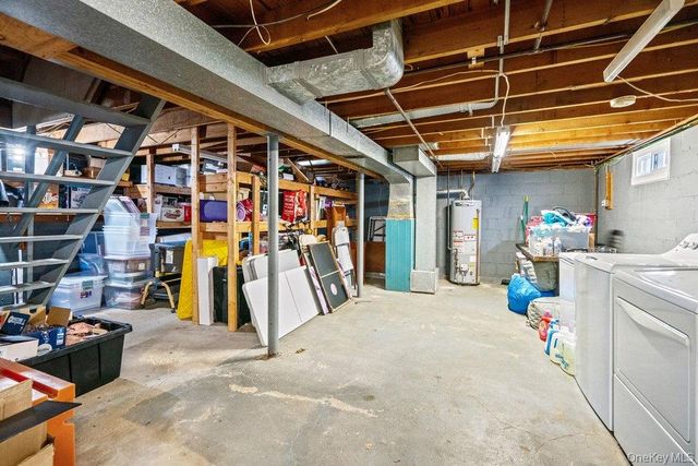 290 38 th Street, Lindenhurst, NY 11757