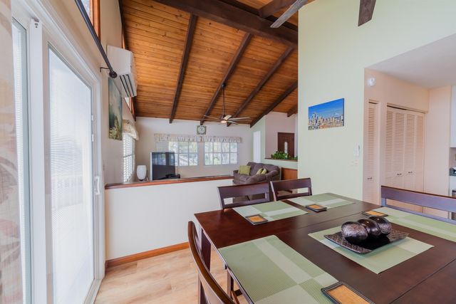 2679 Kamelani Loop, Pukalani, HI 96768