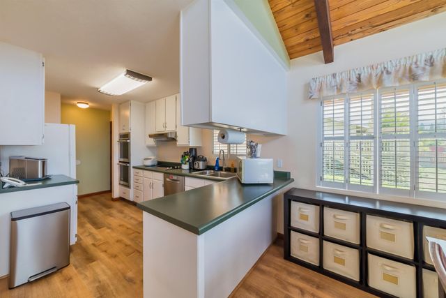 2679 Kamelani Loop, Pukalani, HI 96768