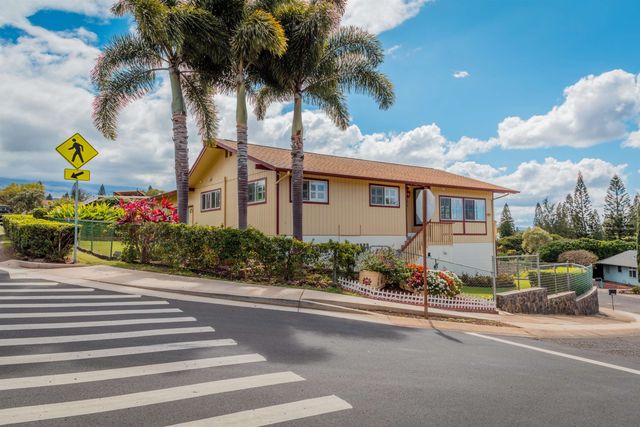 2679 Kamelani Loop, Pukalani, HI 96768