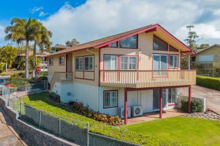 2679 Kamelani Loop, Pukalani, HI 96768