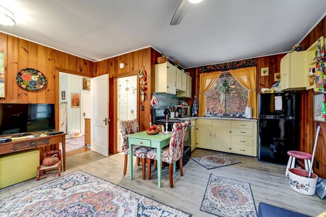 180 Valley Lane, Bryson City, NC 28713